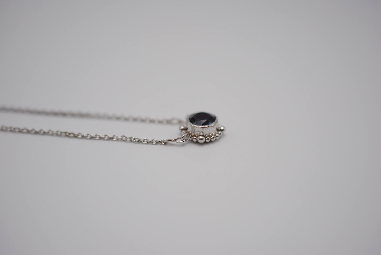 Alexandrite Necklace: Round Cut, Decorative Bezel, Cable Chain