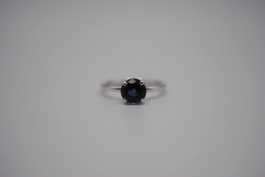 Alexandrite Ring: Round Cut, White Gold, Prong Setting