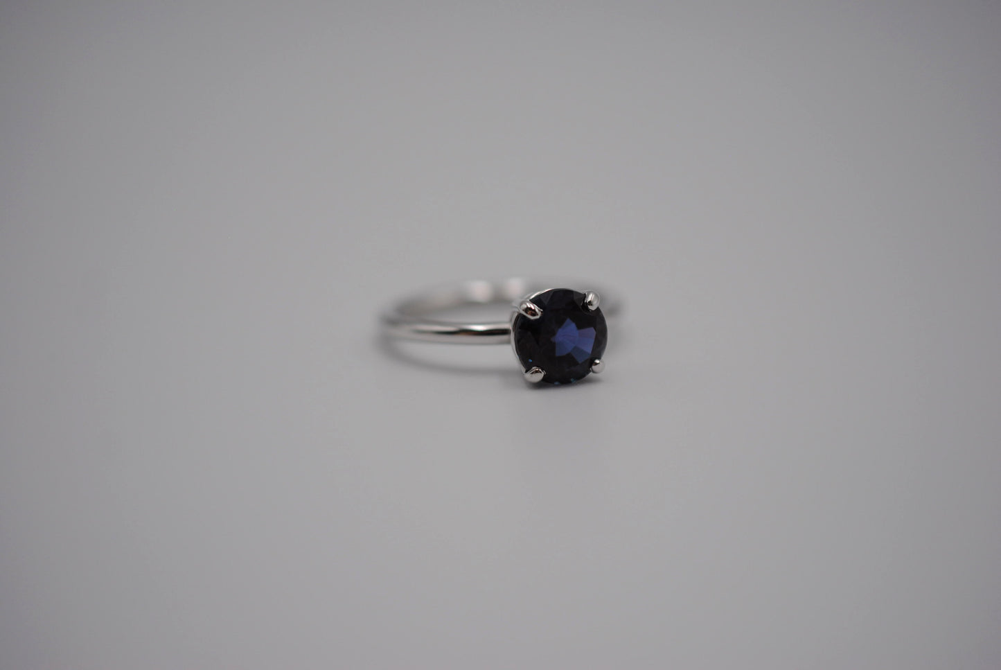 Alexandrite Ring: Round Cut, White Gold, Prong Setting