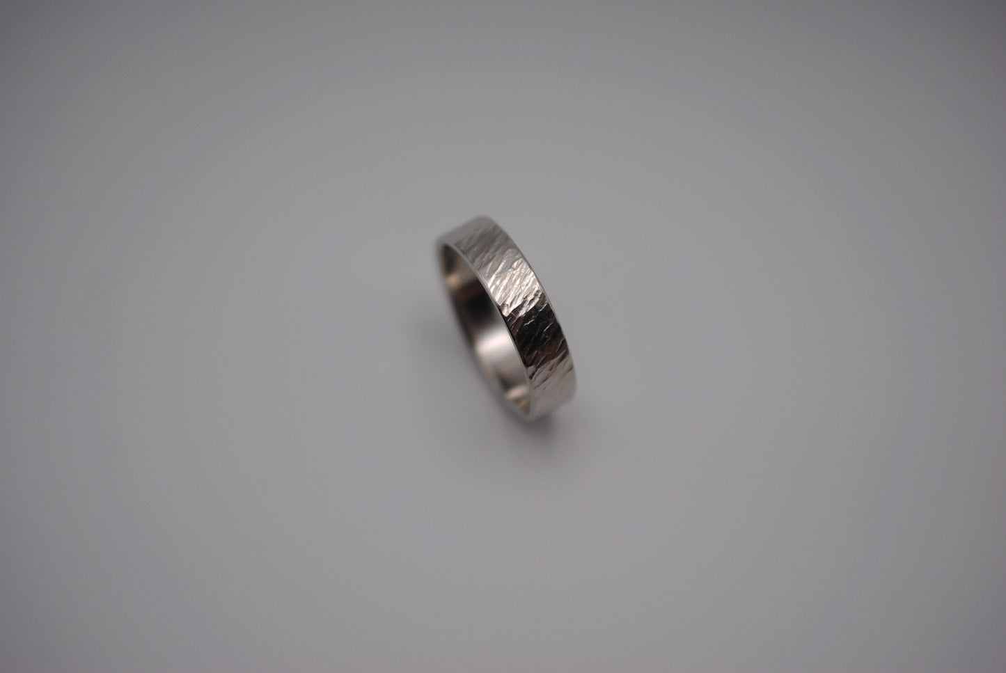 Ring Band: Bark Texture, White Gold, 5mm Width