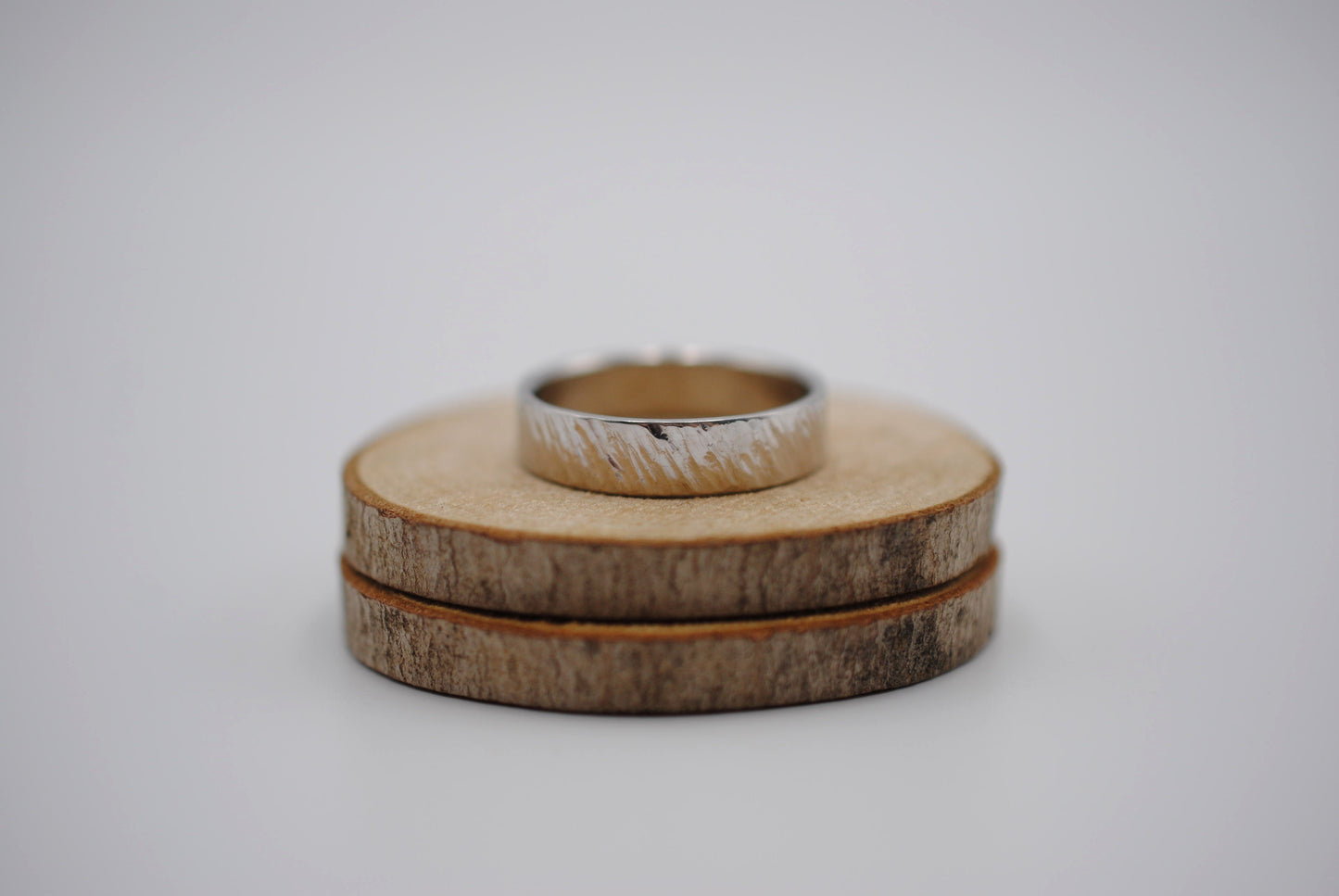 Ring Band: Bark Texture, White Gold, 5mm Width