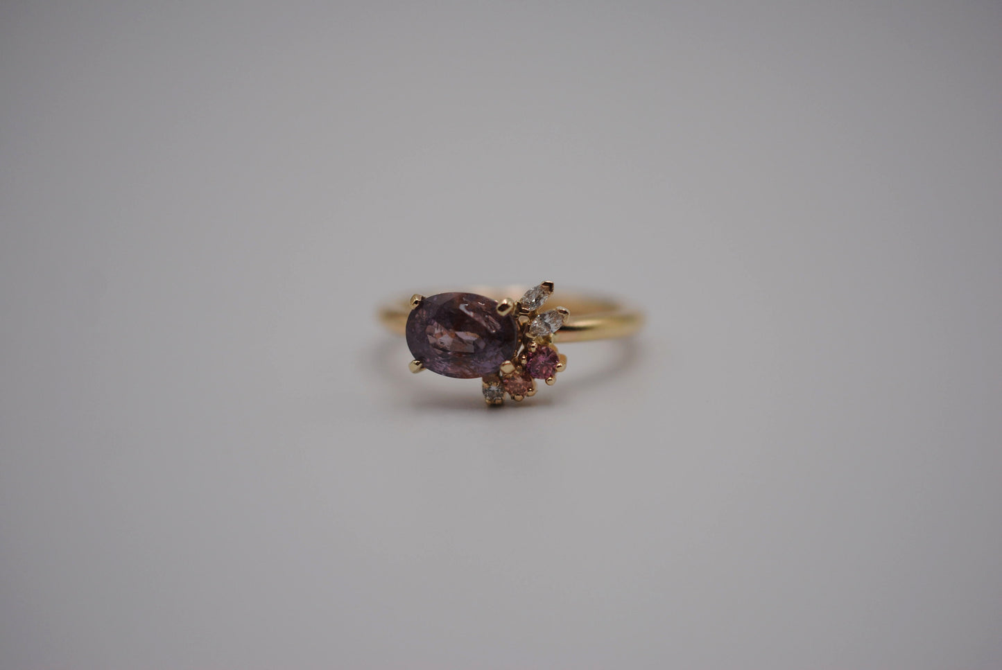 Sapphire Ring : Oval Cut, Diamond Cluster, 14K Yellow Gold