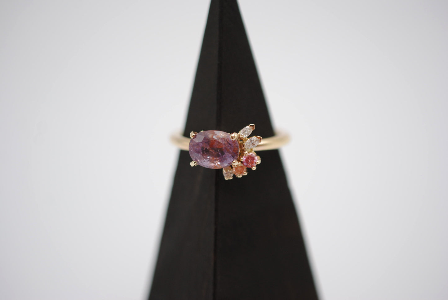 Sapphire Ring : Oval Cut, Diamond Cluster, 14K Yellow Gold