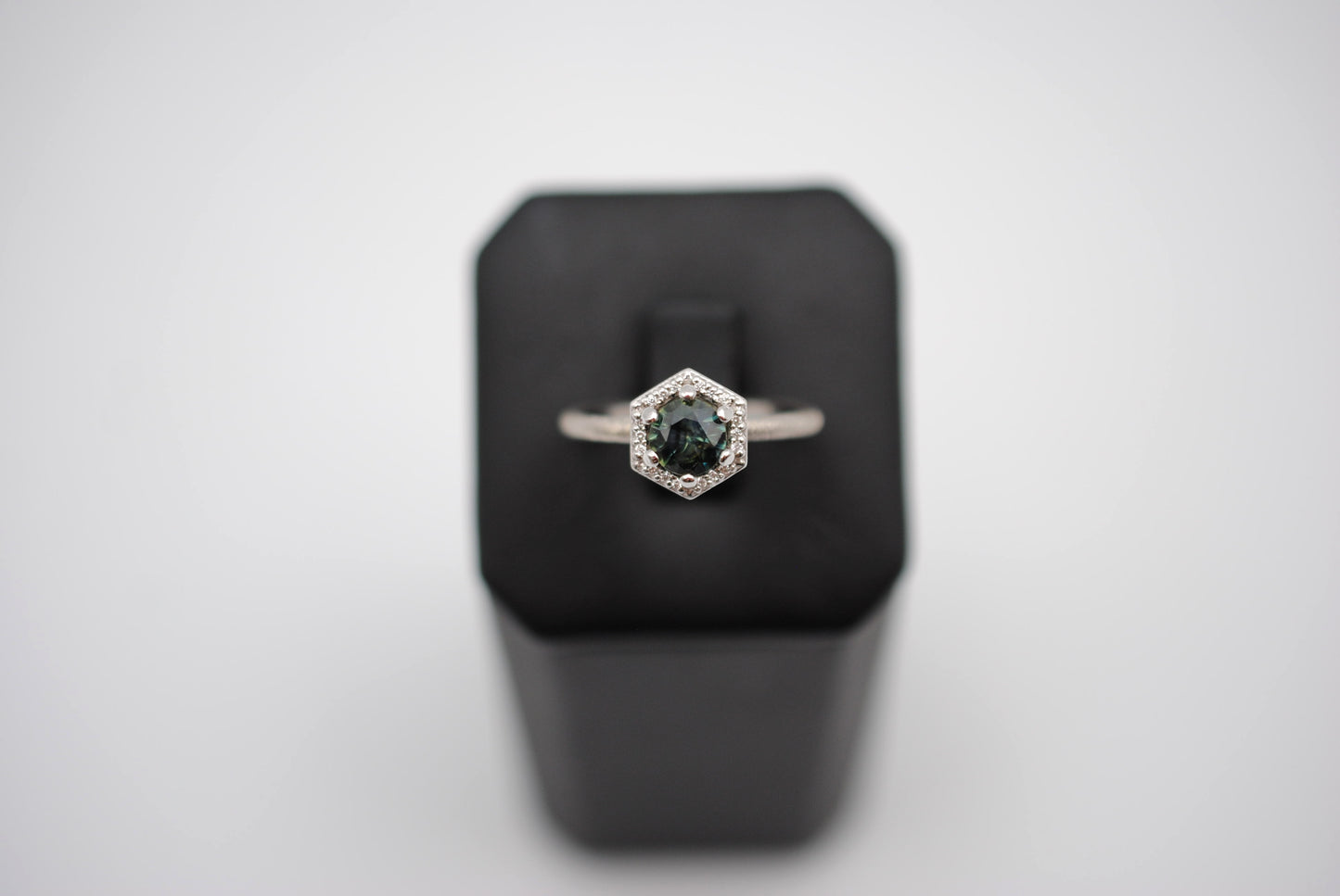 Sapphire Ring: Round Cut, Hexagon Diamond Halo, Palladium White Gold, Stardust Texture