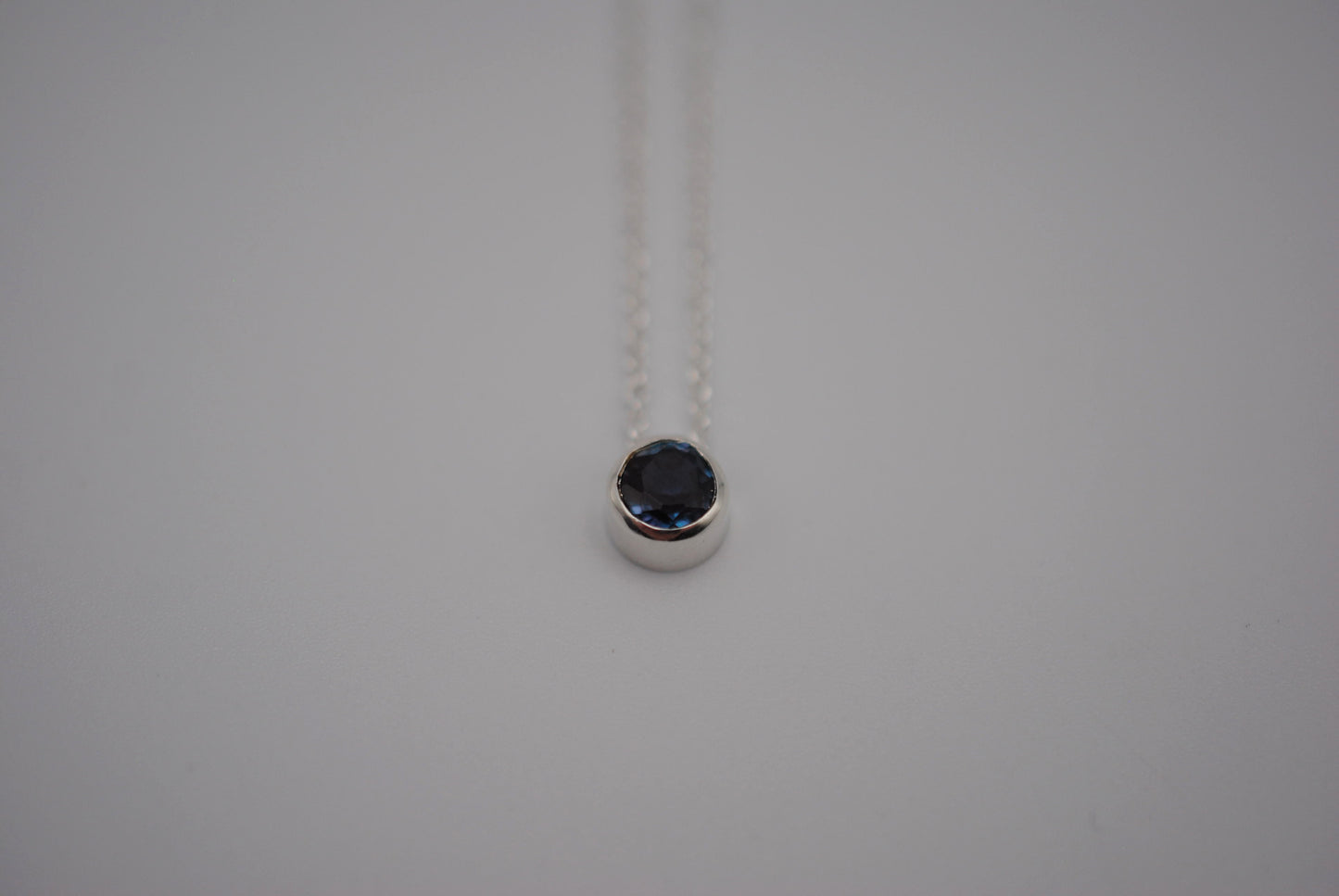 Alexandrite Necklace: Round Cut, Bezel, Silver, Cable Chain