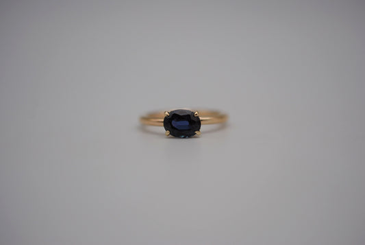 Alexandrite Ring: Oval Cut, Yellow Gold, Filigree Prong Setting
