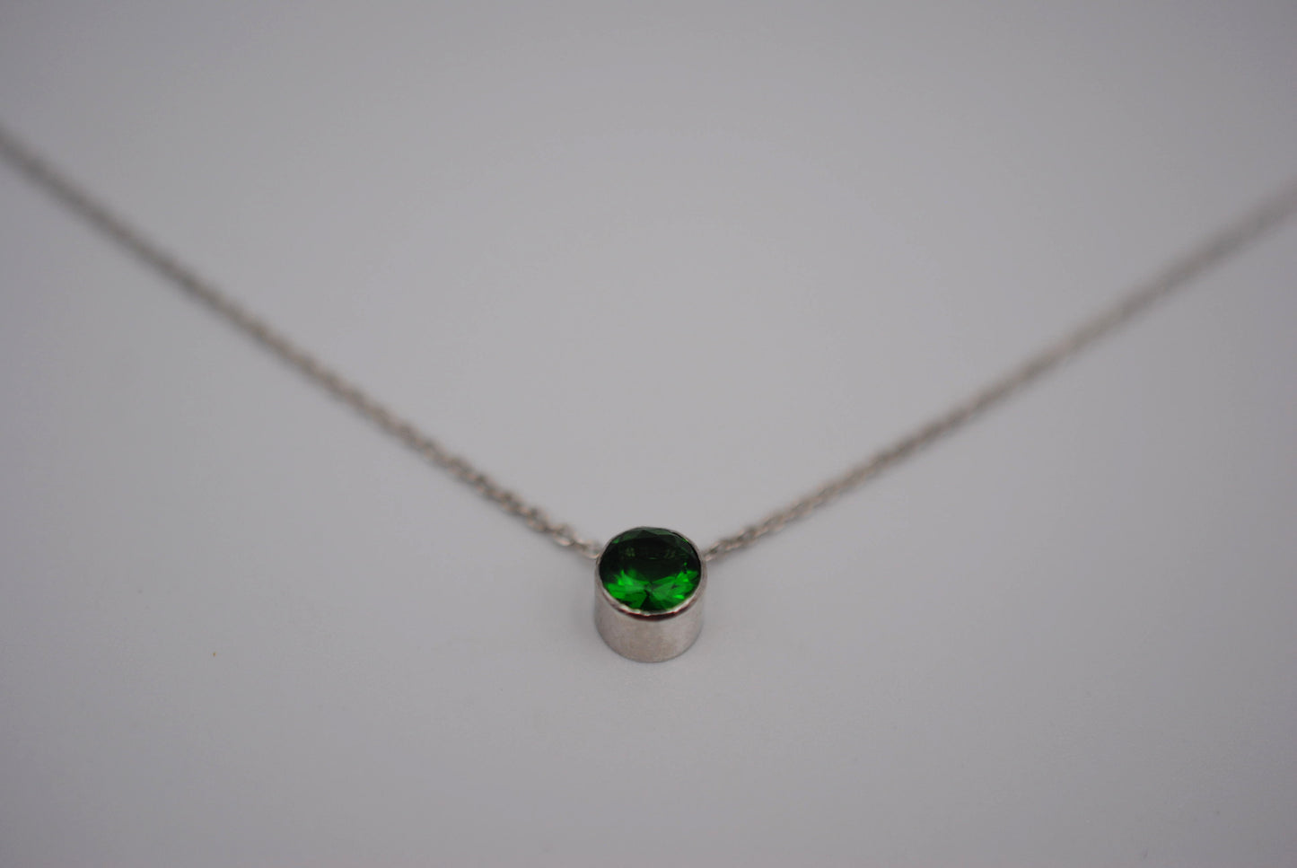Emerald Bezel Setting Silver Pendant Necklace