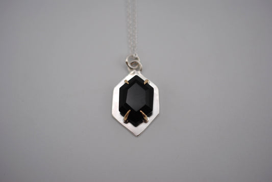 Hexagon Onyx with 14K Yellow Gold Setting Pendant Necklace on a Cable Chain