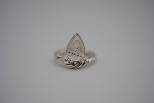 Rutilated Quartz Curved Rope Ring