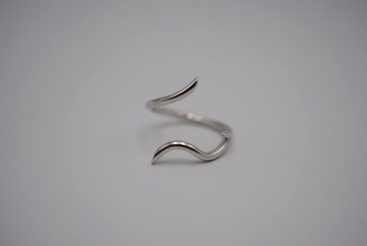 Vine Rhodium Roots Ring