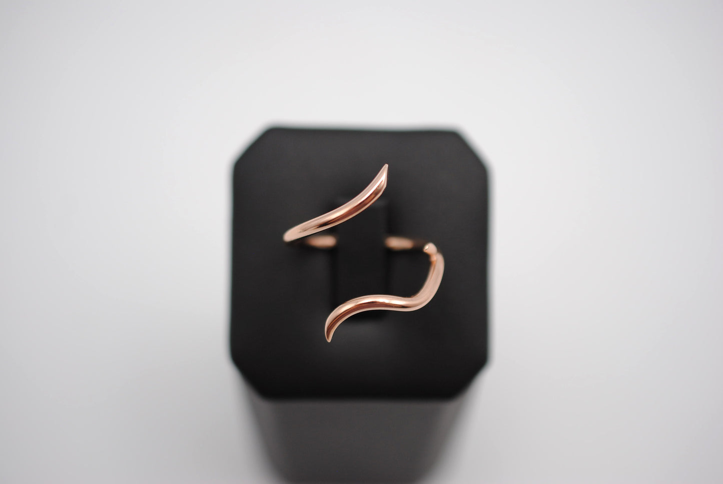 Vine Rose Gold Roots Ring