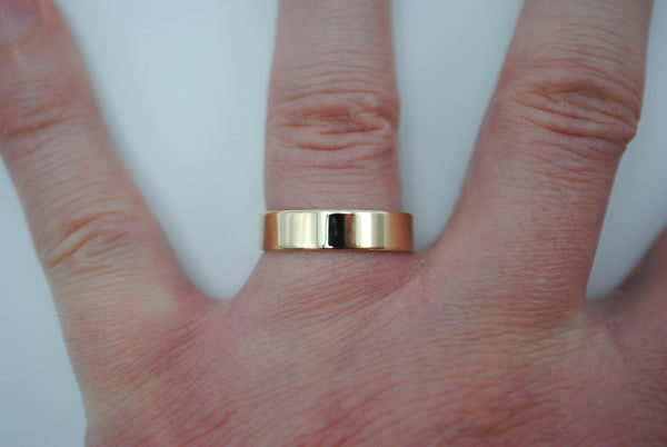 Ring Band: High Polished Texture, Yellow Gold, 5mm Width