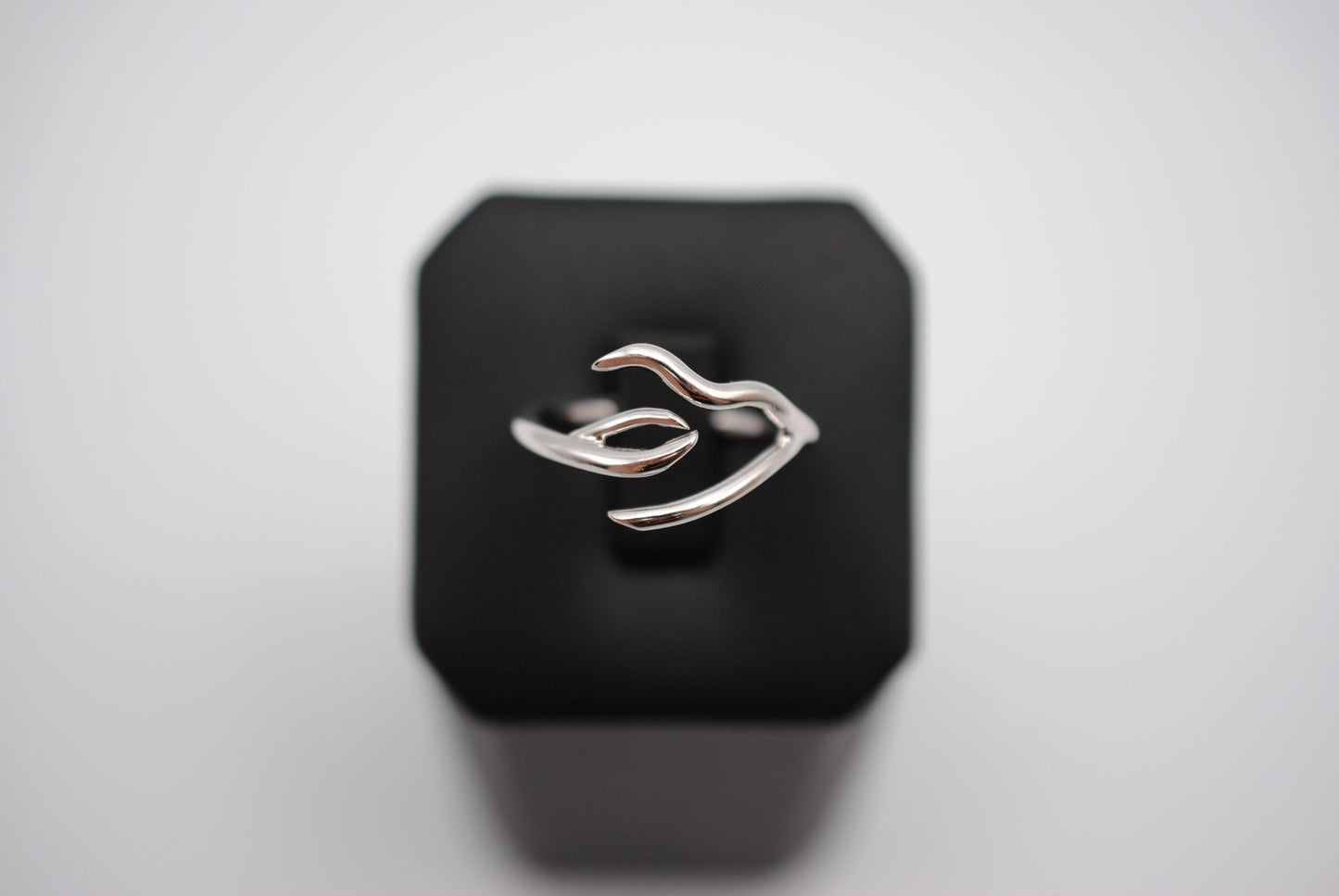 Branch Rhodium Roots Ring