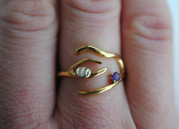 Branch Yellow Gold Roots Ring with Amythest Gemstone and Gold Accent
