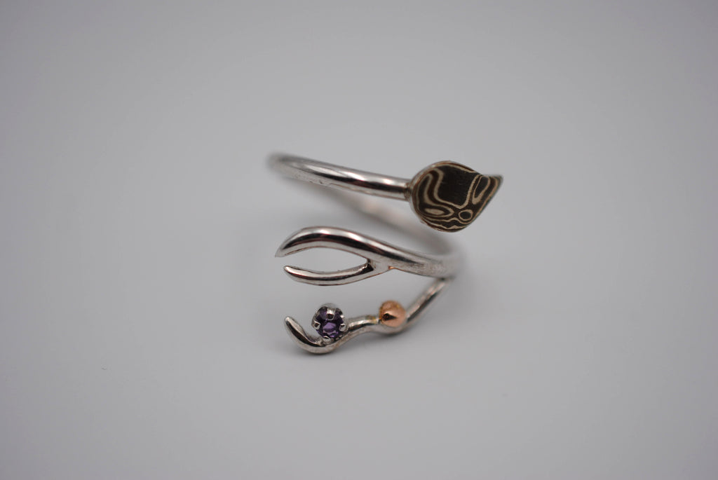 Branching Mokume Leaf Rhodium Roots Ring with Amethyst Gemstone and Gold Accent