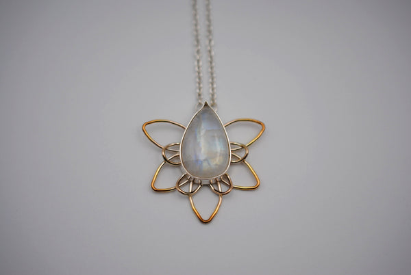 Moonstone Dahlia with Yellow Gold Ombre Pendant Necklace