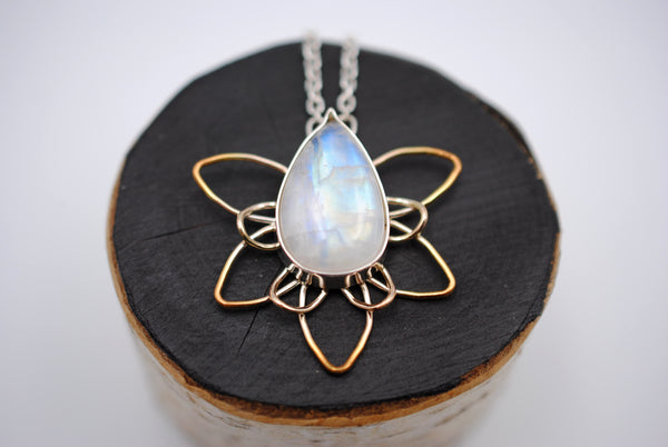 Moonstone Dahlia with Yellow Gold Ombre Pendant Necklace