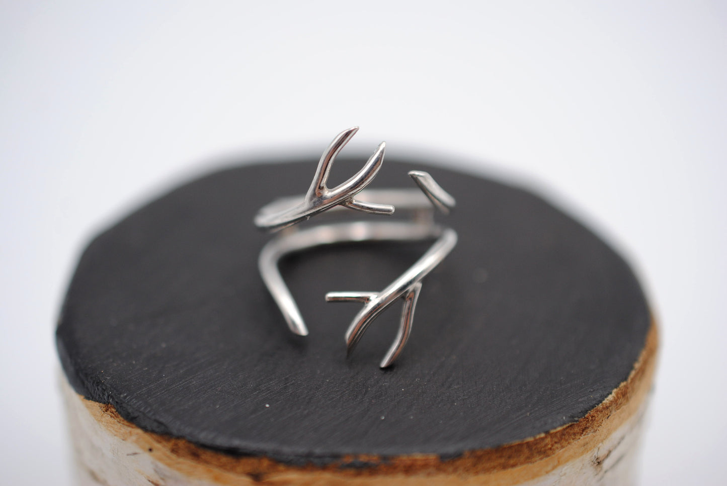 Outward Branch Enhancer in Rhodium
