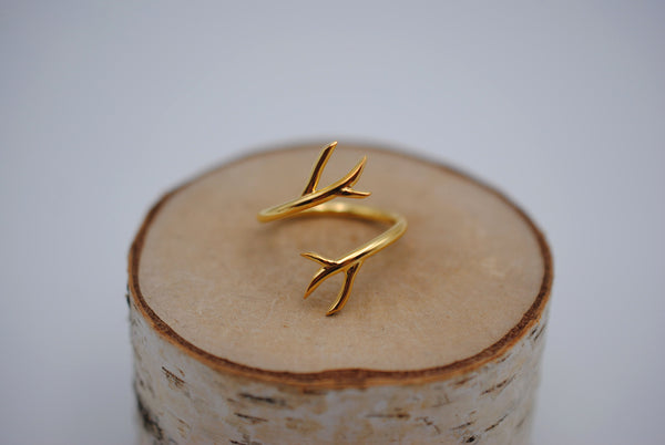 Outward Branch Yellow Gold Roots Ring