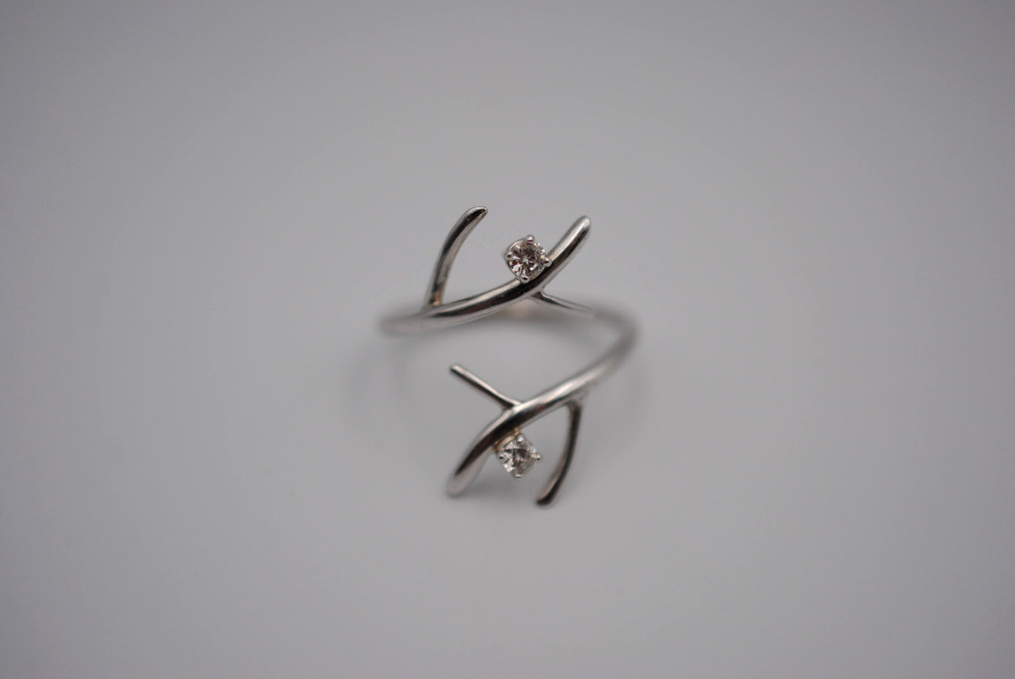 Two Moissanite Outward Branch Ring