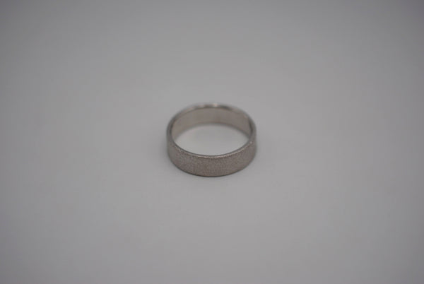 Ring Band: Stardust Texture and Rhodium Finish