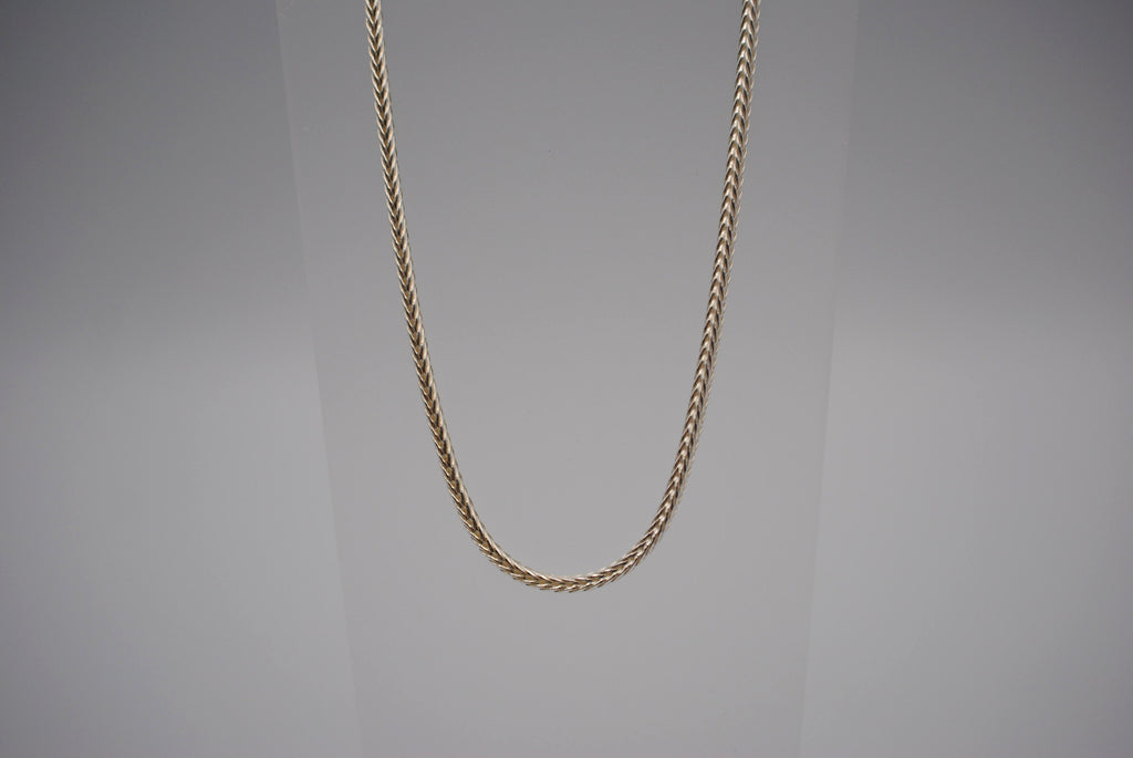 Forever 21 Women's Foxtail Chain Necklace in Gold | Vancouver Mall