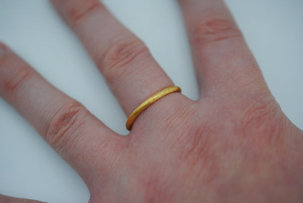 Stardust Yellow Gold Stacker Ring